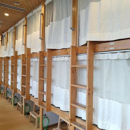 Cafe&Hostel Kimi To Ichigo Осака Экстерьер фото