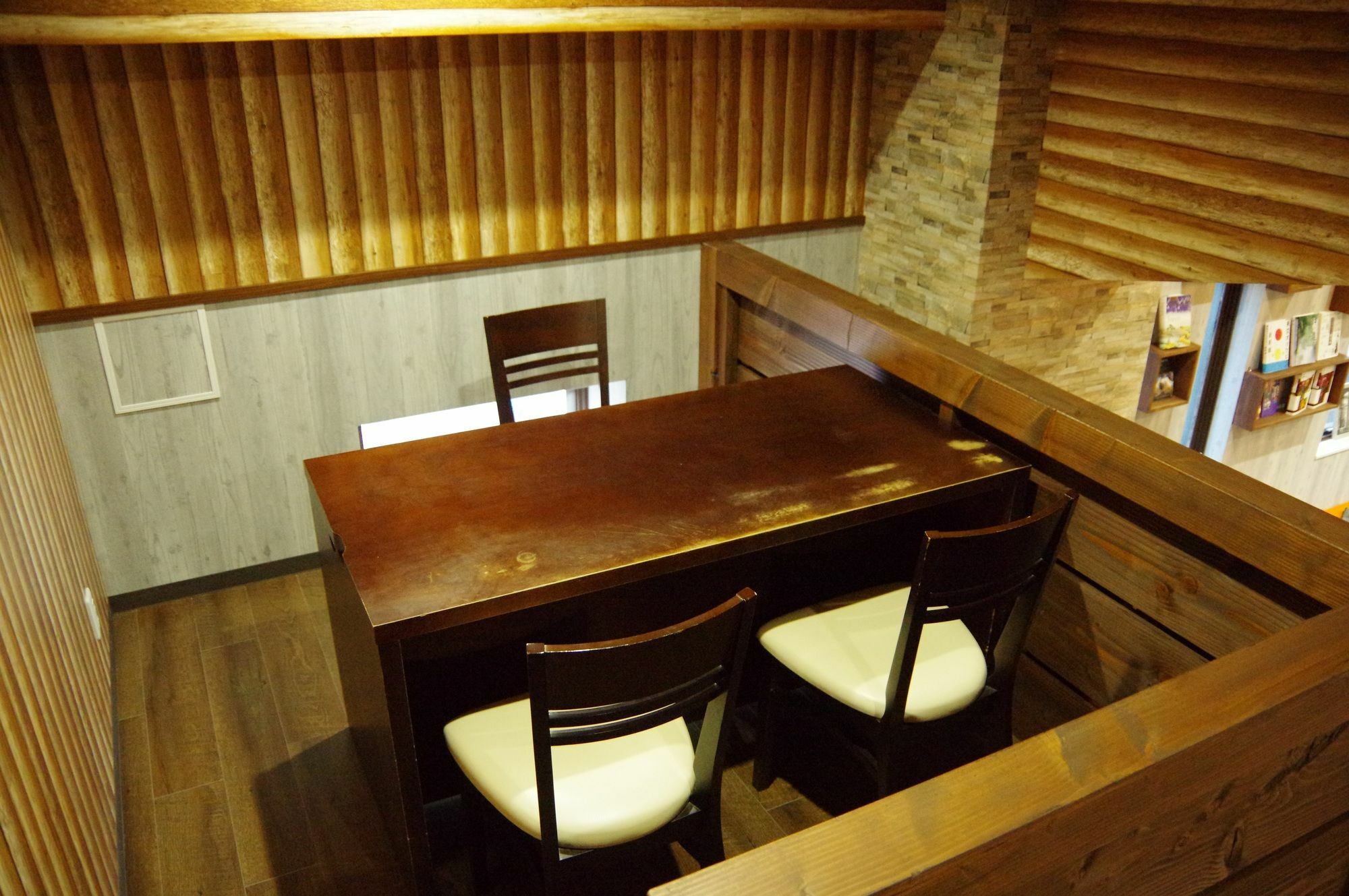 Cafe&Hostel Kimi To Ichigo Осака Экстерьер фото