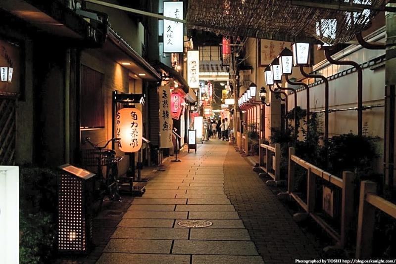 Cafe&Hostel Kimi To Ichigo Осака Экстерьер фото